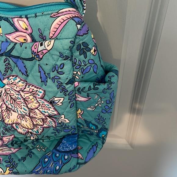 Vera Bradley large crossbody - Picture 8 of 9